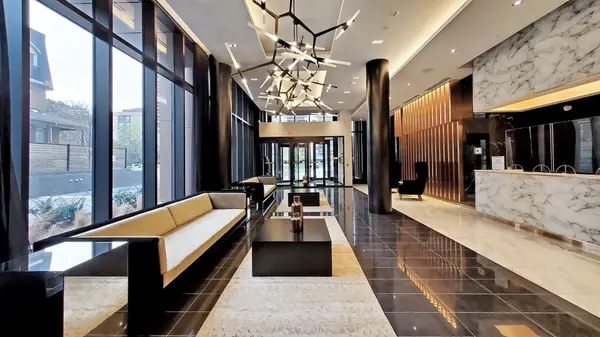 101 Erskine AVE #2104, Toronto C10, ON M4P 0C5