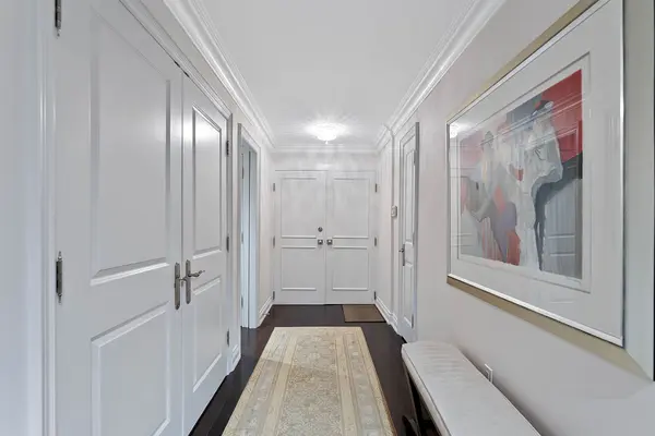 110 Bloor ST W #1510, Toronto C02, ON M5S 2W7