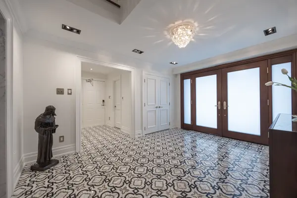 42 Fifeshire RD, Toronto C12, ON M2L 2G6