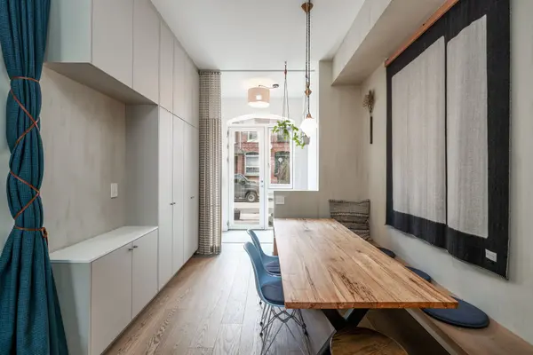 13 Collahie ST, Toronto C01, ON M6J 1T6