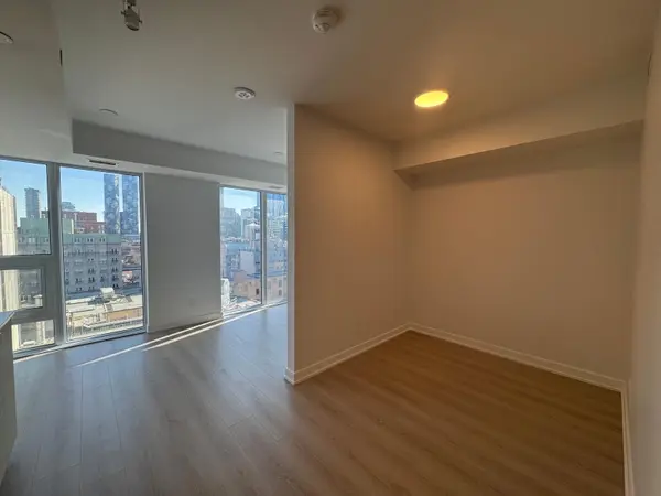 100 Queen ST E #1210, Toronto C08, ON M5C 0B5