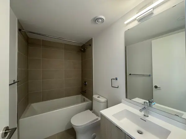 100 Queen ST E #1210, Toronto C08, ON M5C 0B5