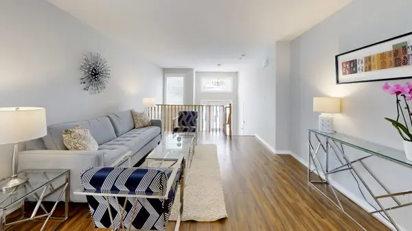 1256 Dartmoor ST, Oshawa, ON L1K 2K2