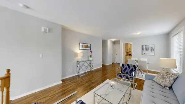 1256 Dartmoor ST, Oshawa, ON L1K 2K2