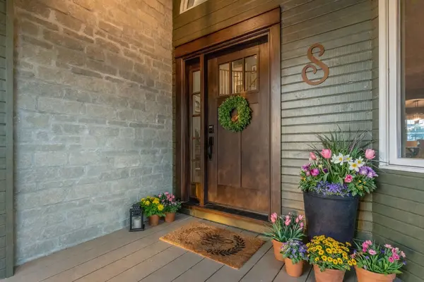 2255 Douglas AVE, Innisfil, ON L9S 2C5