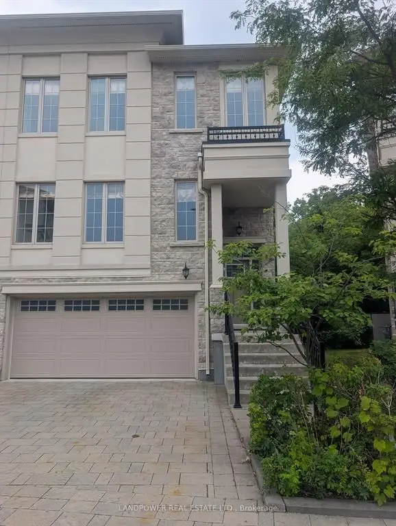 28 Plowman LN, Richmond Hill, ON L4B 0G4