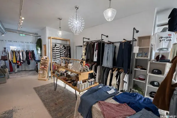 1387 Conrad AVENUE, Gull Lake, SK S0N 1A0