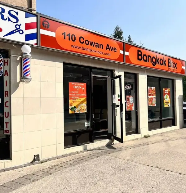 110 Cowan AVE, Oakville, ON L6K 1W2