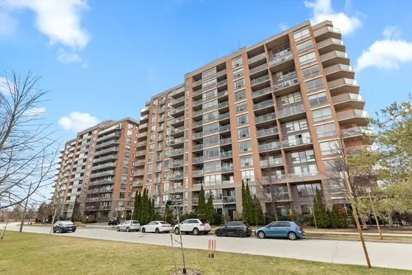1150 Parkwest PL #207, Mississauga, ON L5E 3K4