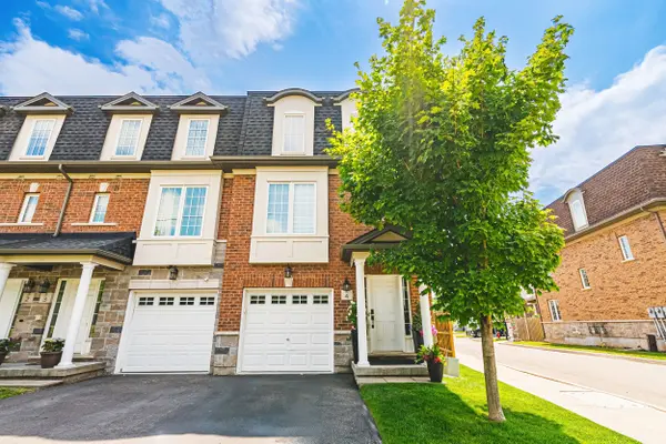 2220 Queensway DR #4, Burlington, ON L7R 0E7