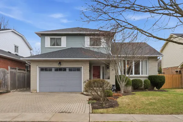 3 Elderwood DR, St. Catharines, ON L2S 3E9
