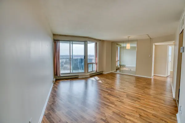 1380 Prince Of Wales DR #1201, Mooneys Bay - Carleton Heights And Area, ON K2C 3N5