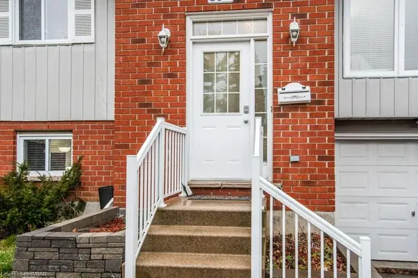 554 halberstadt CIR, Cambridge, ON N3H 5J5