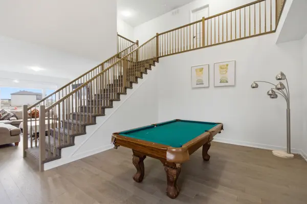 137 Shelleright ST, Kanata, ON K2M 0N9