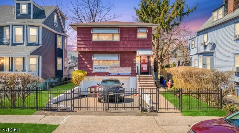 241 Halsted St, East Orange City, NJ 07018