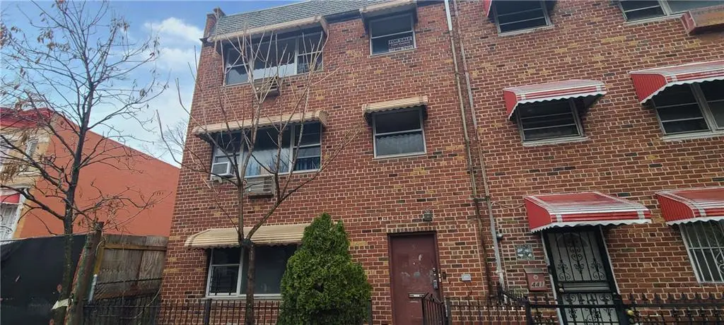 439 East 21st ST, Brooklyn, NY 11226