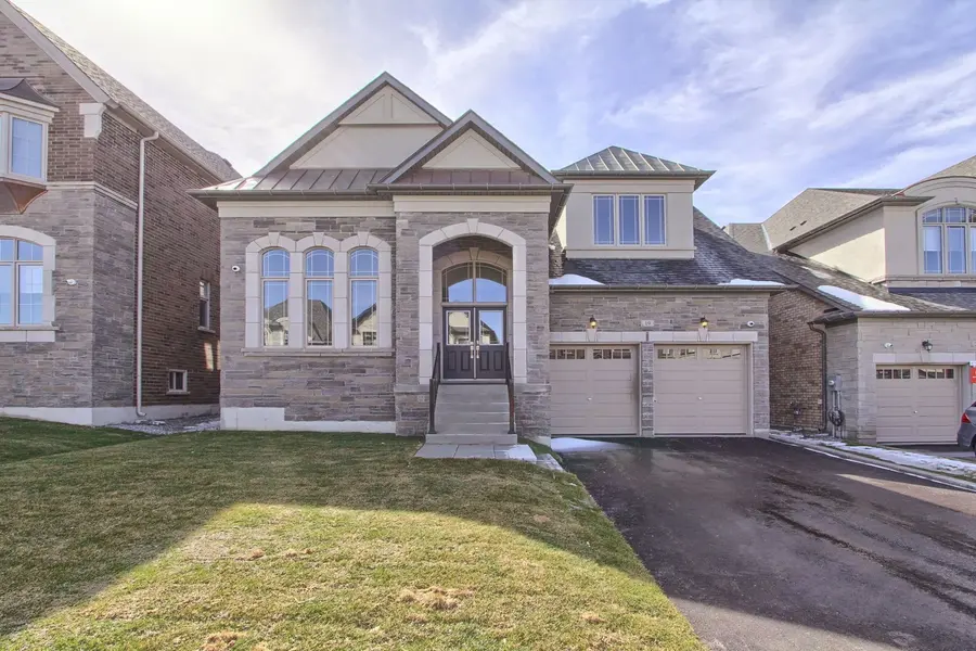 19 Plank RD, Bradford West Gwillimbury, ON L3Z 4N3