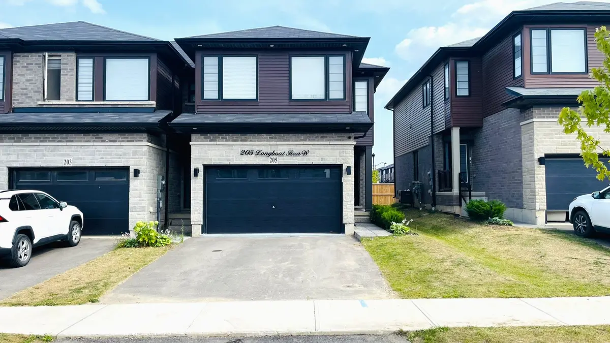 205 Longboat RUN W, Brantford, ON N3T 0T2