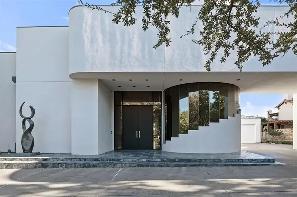 1108 Shady Oaks Lane, Westover Hills, TX 76107