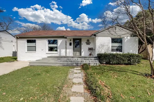 10518 Desdemona Drive,  Dallas,  TX 75228