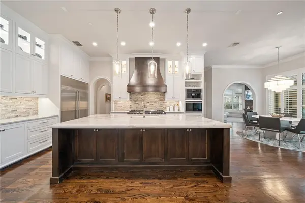 2202 Barcelona Court, Westlake, TX 76262