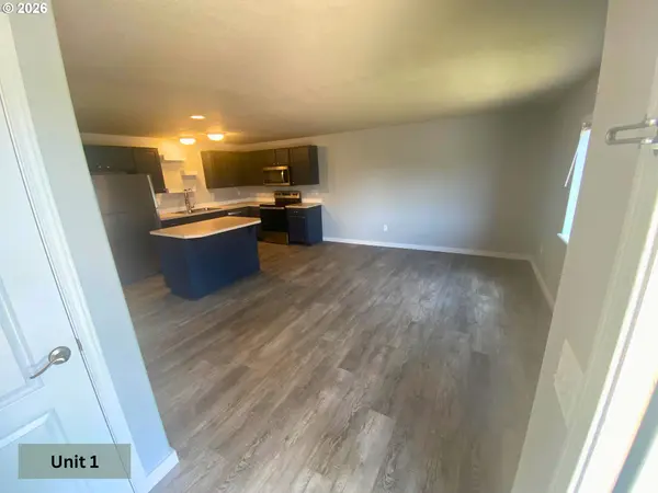 2531 NW CEDAR AVE #1-4, Redmond, OR 97756