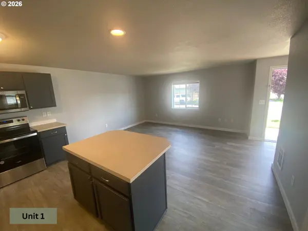 2531 NW CEDAR AVE #1-4, Redmond, OR 97756