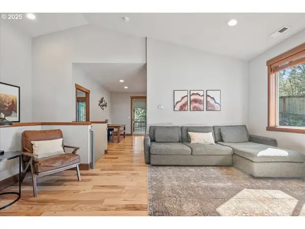 13135 SE WINSTON RD, Damascus, OR 97089