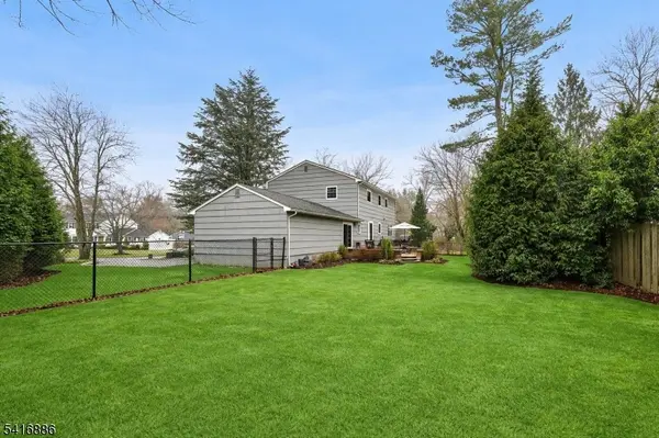 12 Troy Dr, Livingston Twp., NJ 07039