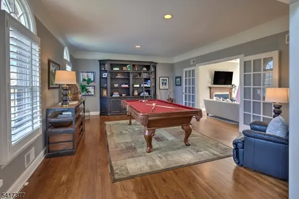 14 Shadowbrook Way, Randolph Twp., NJ 07945