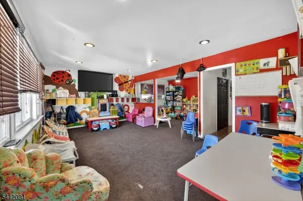 241 Halsted St, East Orange City, NJ 07018