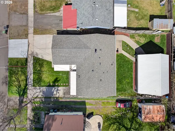 2707 N ASH ST, La Grande, OR 97850