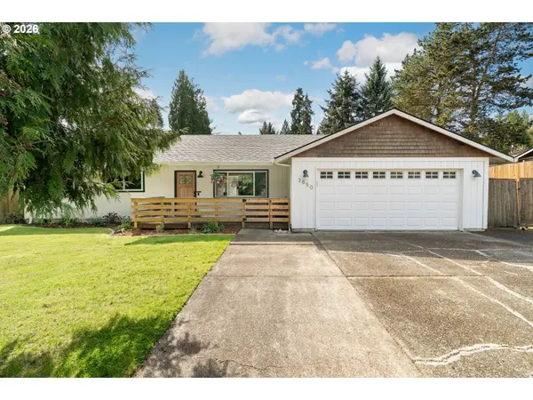 3850 CEDAROAK DR, West Linn, OR 97068