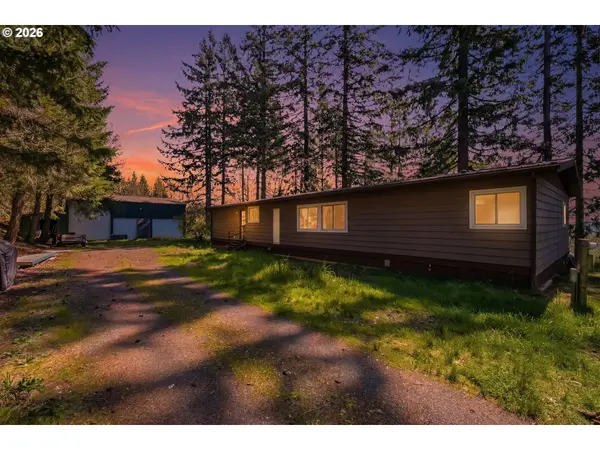 32797 DAN CUPP RD, St Helens, OR 97051