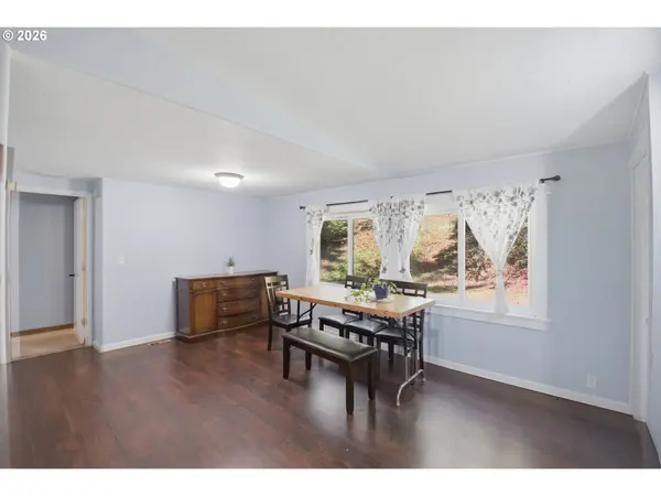 32797 DAN CUPP RD, St Helens, OR 97051