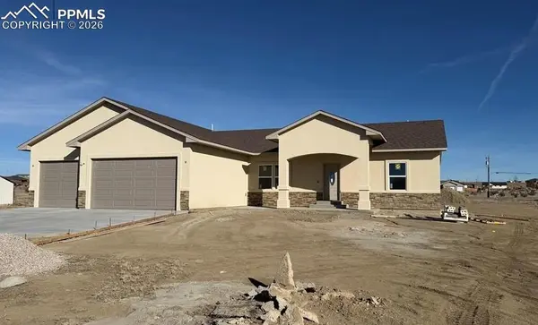 1176 Knotty Pine LN, Pueblo West, CO 81007