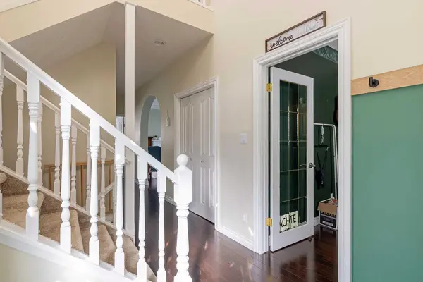 306 Berard CRES, Fort Mcmurray, AB T9K 1W2