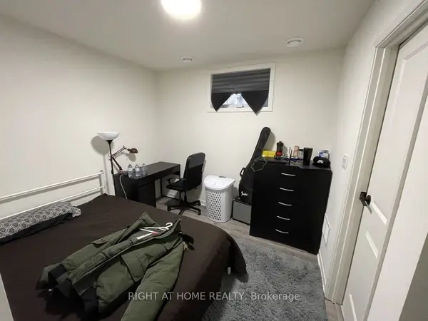 1258 Broadview AVE #1, Toronto E03, ON M4K 2T4