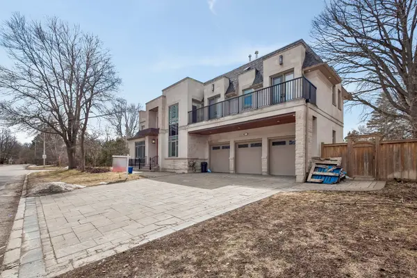 12 Miner CIR, Markham, ON L3R 1Y1