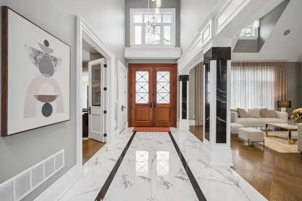 12 Miner CIR, Markham, ON L3R 1Y1