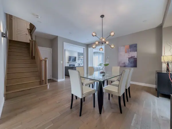 77 Leaden Hall DR, East Gwillimbury, ON L9N 0R5