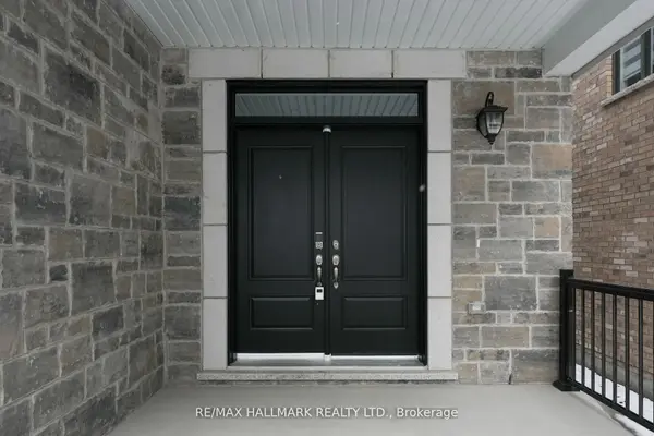 618 Newlove ST, Innisfil, ON L9S 0S2