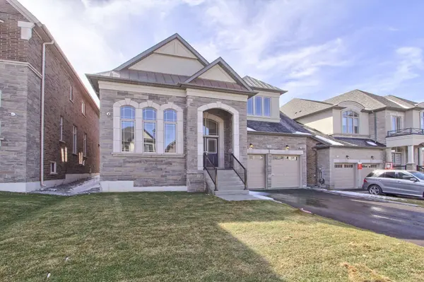 19 Plank RD, Bradford West Gwillimbury, ON L3Z 4N3