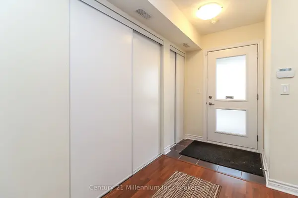 2 Brandy Lane DR #304, Collingwood, ON L9Y 0X4