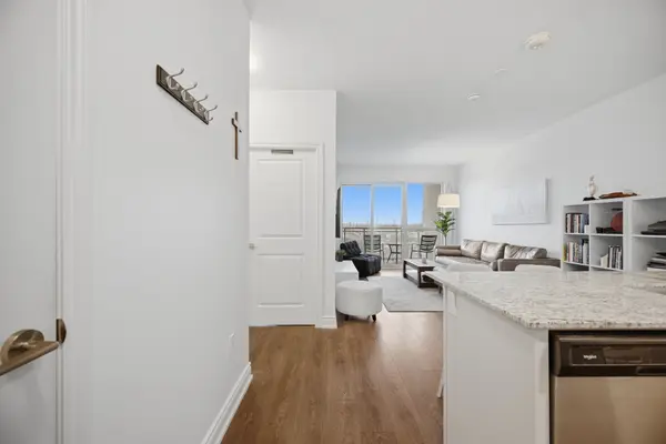 1050 Main ST E #405, Milton, ON L9T 9M3