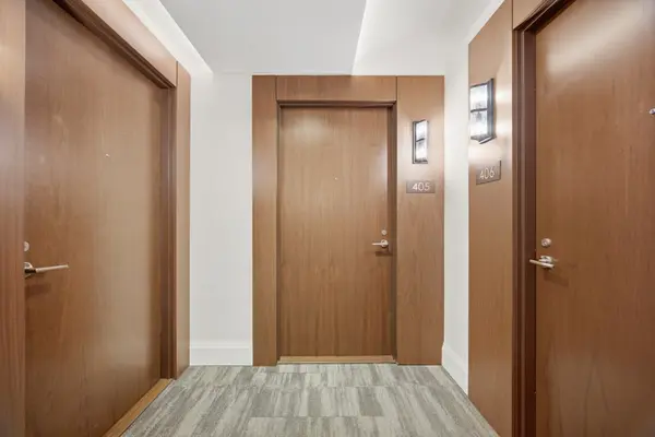 1050 Main ST E #405, Milton, ON L9T 9M3