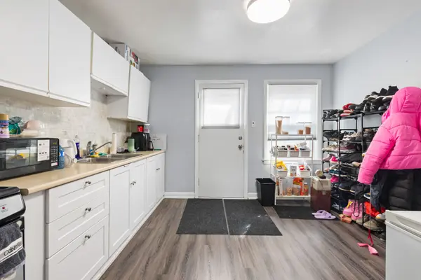 2430 - 2432 First ST, Burlington, ON L7R 1C6