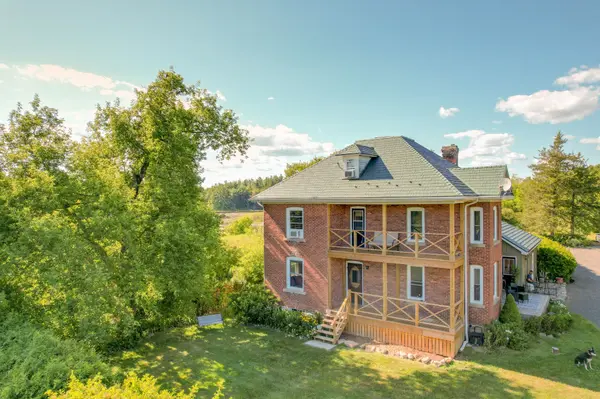 89 Morrow RD, Front Of Leeds & Seeleys Bay, ON K0E 1L0