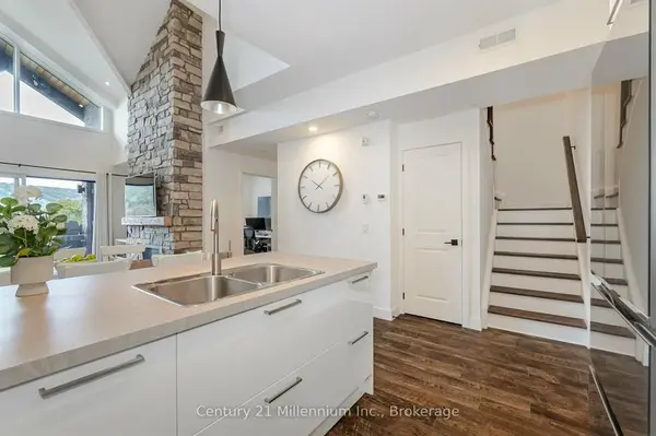 16 Beckwith LN #403, Blue Mountains, ON L9Y 3B6