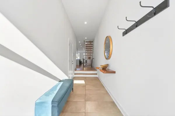 155 Buell ST #B, Westboro - Hampton Park, ON K1Z 7G1